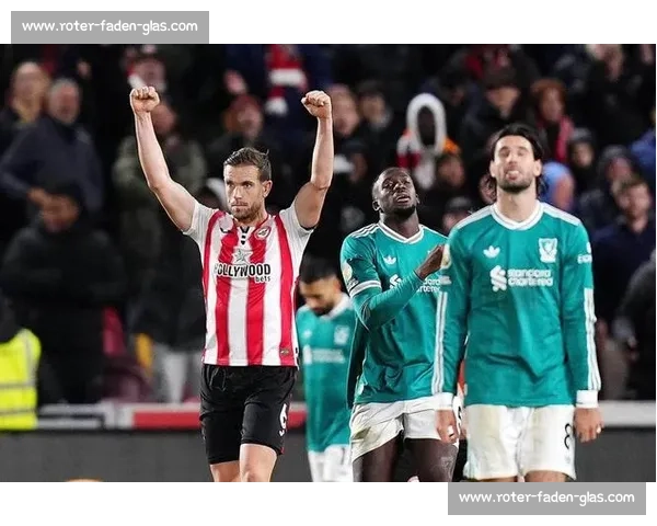 英超卫冕 4 连败 4 度上演：利物浦独占 2 次陷下滑泥潭